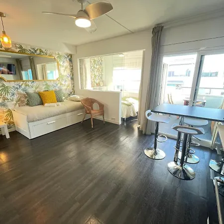 With A Lot Of Apartament Blanes